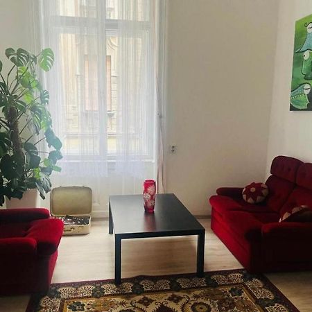 Doxie Rooms And Beds Budapest Extérieur photo